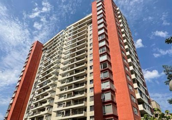 DEPARTAMENTO EN VENTA LA FLORIDA - VIC MACKENNA PONIENTE